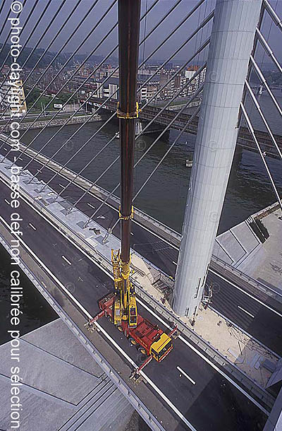 Lige, liaison autoroutire E4O-E25